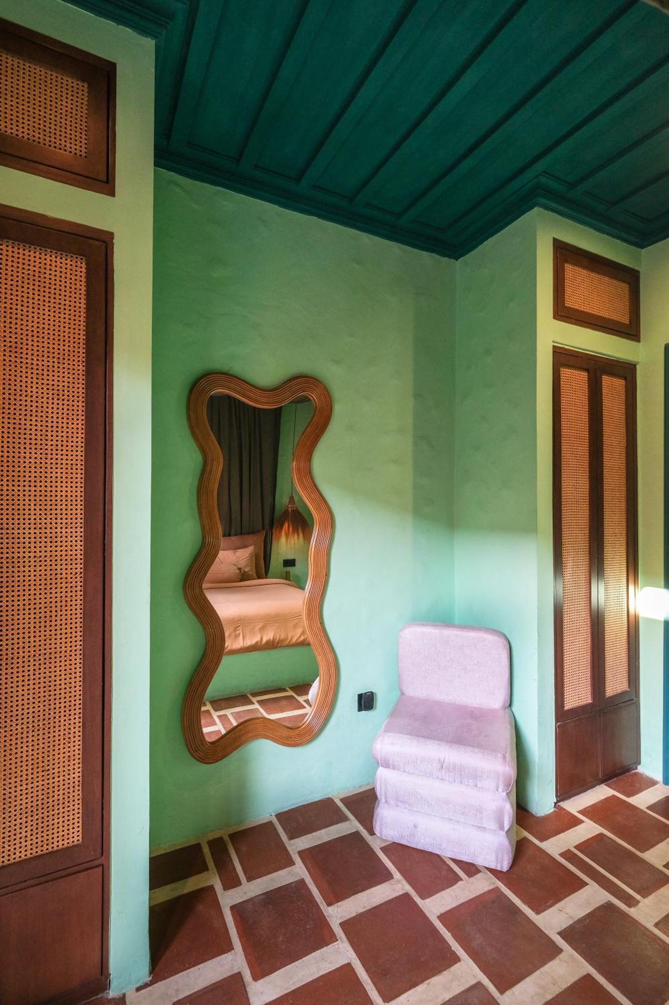 El Barrio Boutique Hotel & Bar Canggu Quarto foto